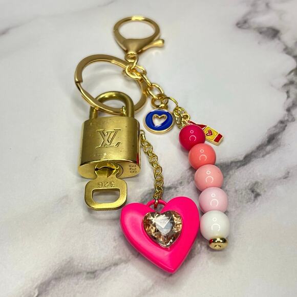Louis Vuitton Lock & Key #326 on Pink Heart Keychain with Ombre Beads and Charms - Picture 1 of 4